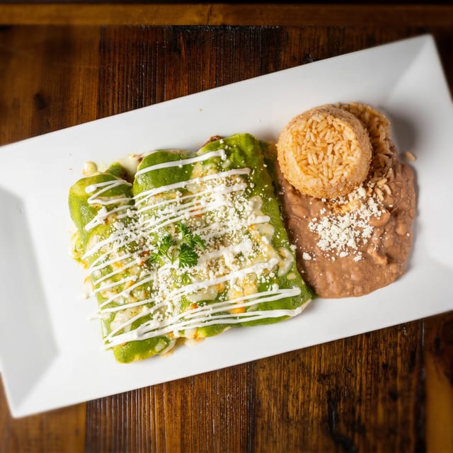 Enchiladas De Mole.